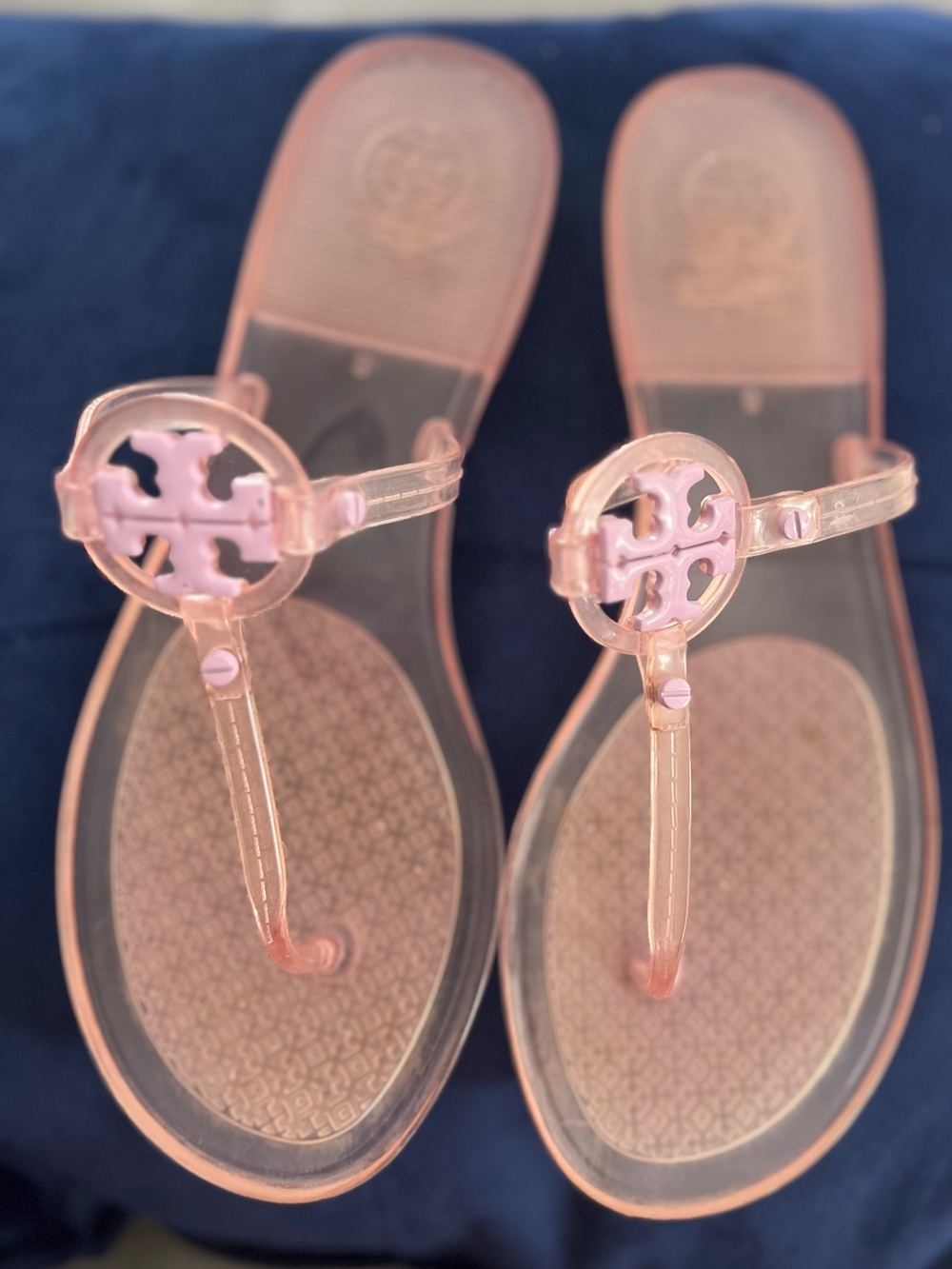 Tory Burch mini Miller Lilac purple Jelly Thong Sandal with Logo Medallion size8 - Picture 4 of 6